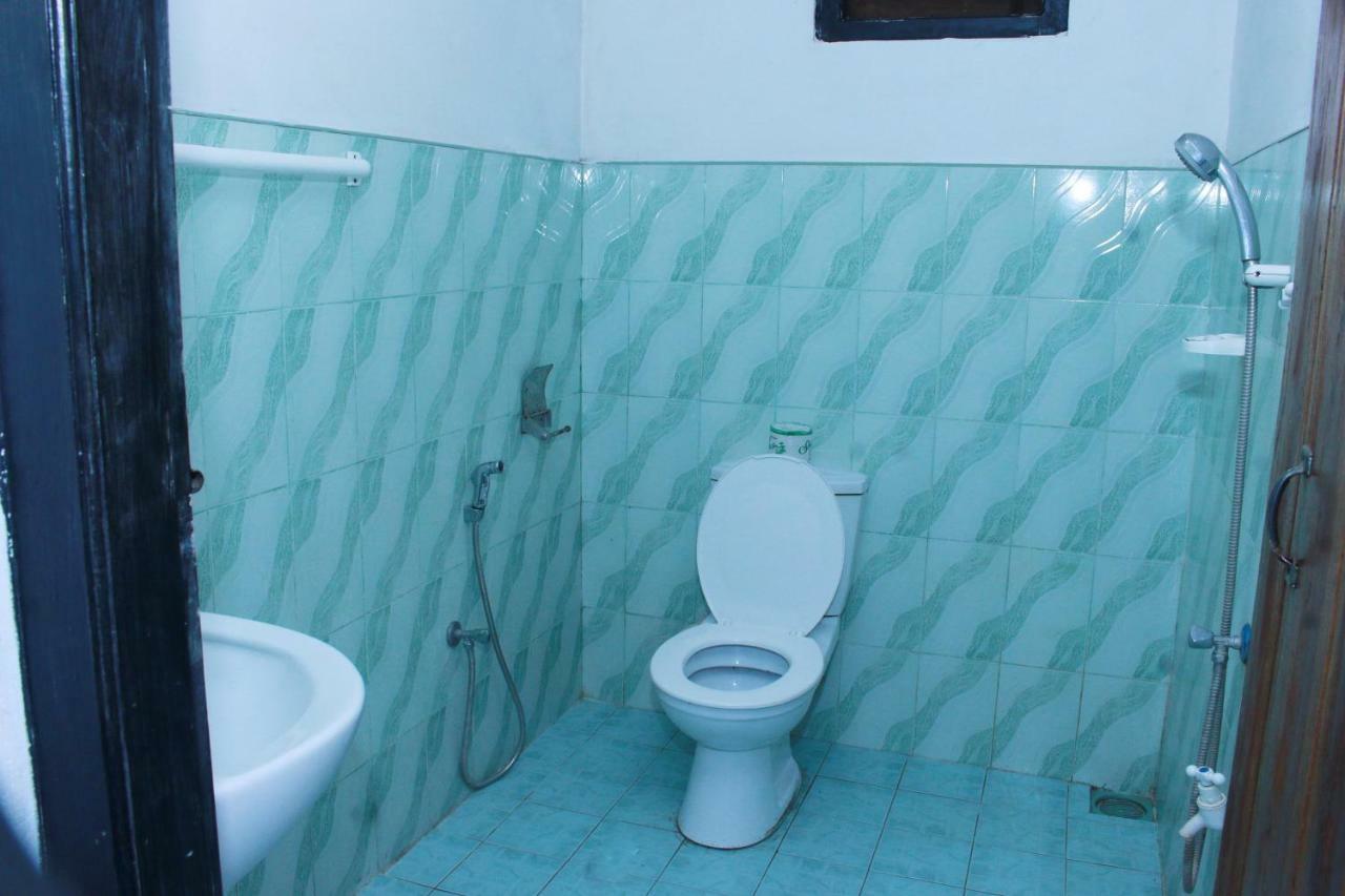 Akki'S Hostel ตรินโคมาลี ภายนอก รูปภาพ